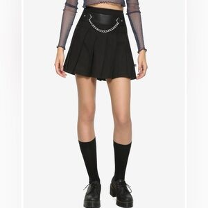 Royal Bones Chain Black Pleated Skirt Size XL